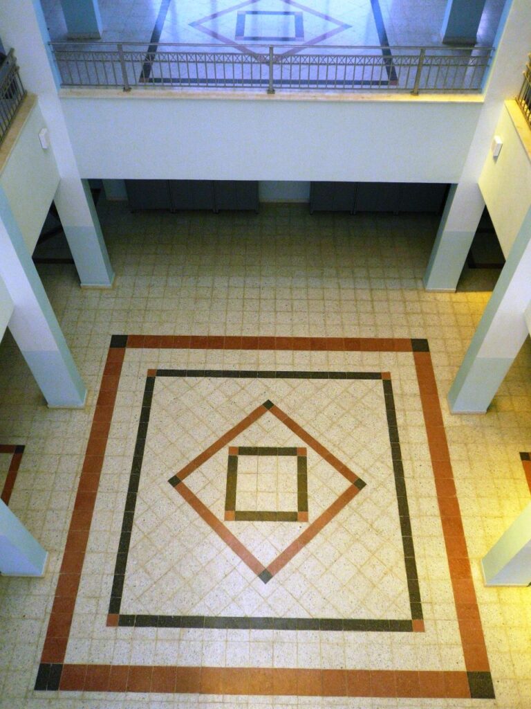 image018